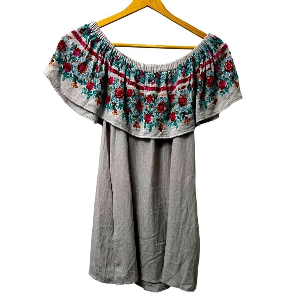 Altar'd State Small Floral Embroidered Bohemian Top Off Shoulder Shirt Blouse